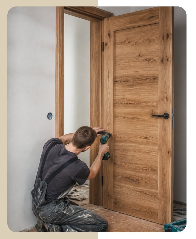 Профессиональный монтаж деревянной двери в Михайловке под ключ